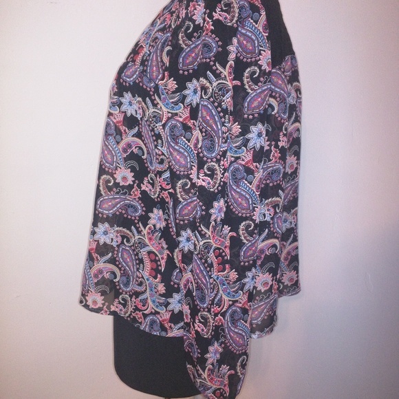 Blouse - Picture 3 of 3